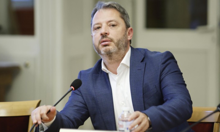 Делян Добрев: Бюджет 2026 е грешка